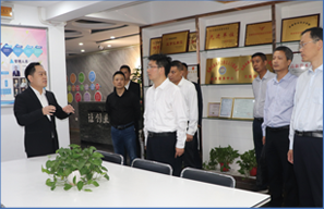 安康市委常委、統(tǒng)戰(zhàn)部部長寇全安一行來安康德隆公司調研指導